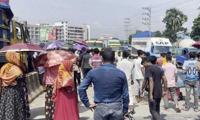 গাজীপুরে ফের পোশাক শ্রমিকদের বিক্ষোভ